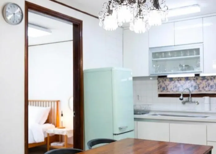 Daon, 7 Mins To Apgujeong Sta, 3 Rooms, Gangnam, Near Plastic Surgery, Easy Access To Hotspots Like Seongsu And Hongdae, Parking Inquiry Appartement Séoul